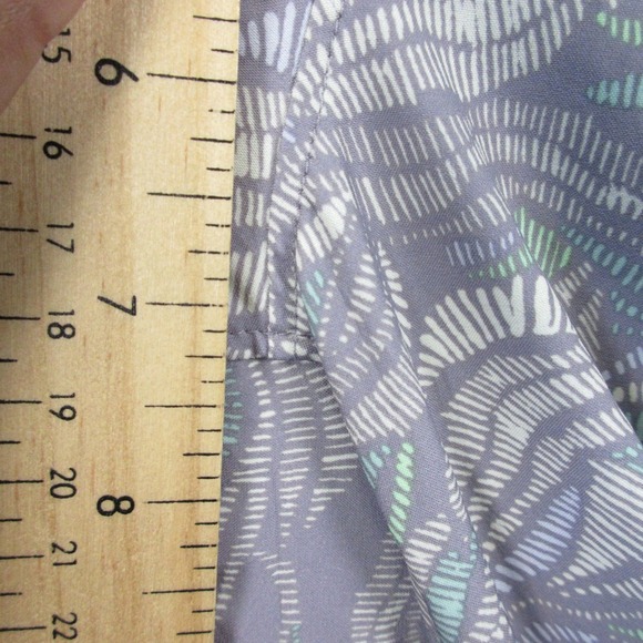 Patagonia Tyrolean Bike Shorts Women 0 Gray Patterned Zip Pockets Cycling 112 - Picture 13 of 13